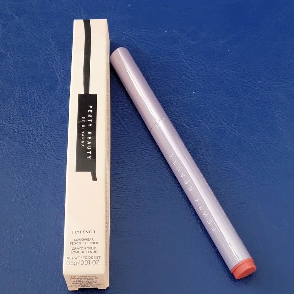 Fenty Beauty by Rihanna Flypencil Longwear Eye Liner in SPA'Getti Strapz